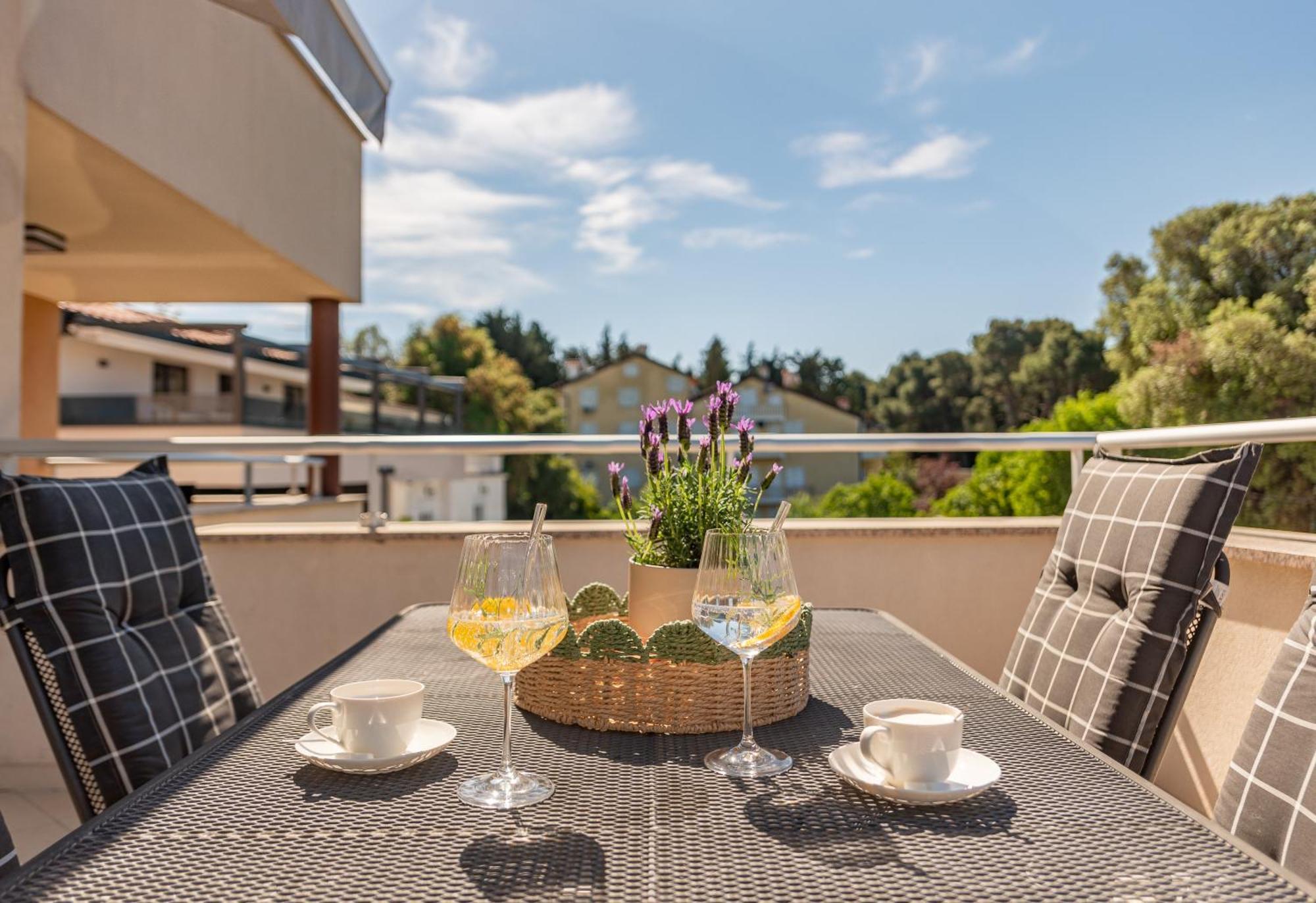 Apartments L&D บีโอกราดนาโมรู ภายนอก รูปภาพ